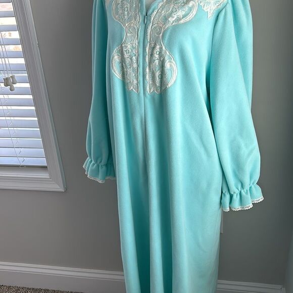 Vintage Vanity Fair Lace Blue Long Retro Robe Large - Picture 6 of 15